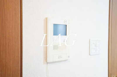 【セキュリティ】 | ルーブル高円寺伍番館 | モニター付インターホンです。