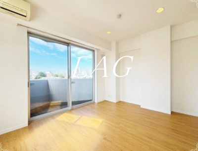 【居間・リビング】 | ムーブメンツ西早稲田 | 洋室のお部屋です。