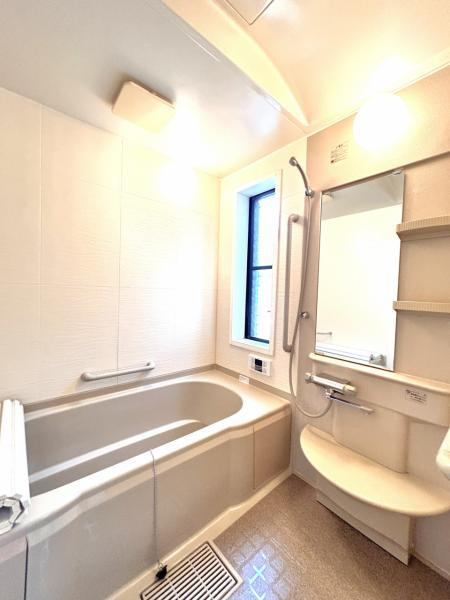 小山市小山　中古戸建の浴室