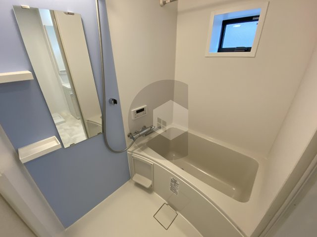 セレニティ荒本 B棟の浴室
