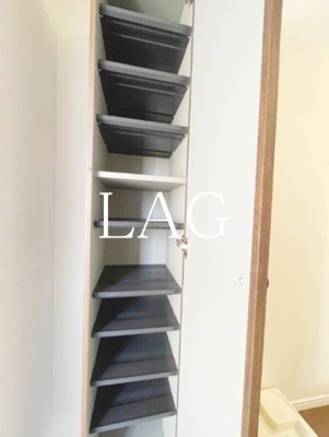 【設備】 | シャイネクス高砂 | シューズボックスです。