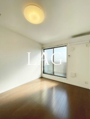 【居間・リビング】 | シャイネクス高砂 | 洋室のお部屋です。