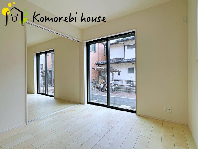 さいたま市北区東大成町2丁目　新築一戸建て　の洋室|落ち着いた色調の洋室です
