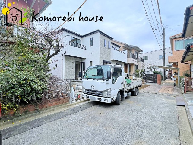 さいたま市北区東大成町2丁目　新築一戸建て　の前面道路含む現地写真|前面道路含む現地写真です