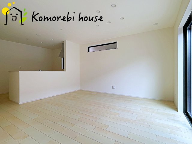 さいたま市北区東大成町2丁目　新築一戸建て　の居間・リビング|使いやすいリビングです