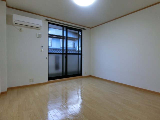 【居間・リビング】 | エスポワール宮本 | イメージ203号室の写真