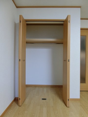 【収納】 | エスポワール宮本 | イメージ203号室の写真