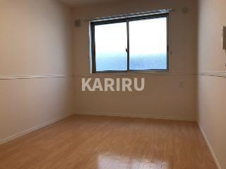 フェリオ　カーネの寝室