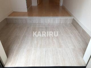 フェリオ　カーネの玄関