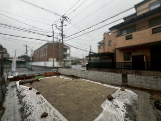 【前面道路含む現地写真】 | 池浦町４丁目　新築一戸建