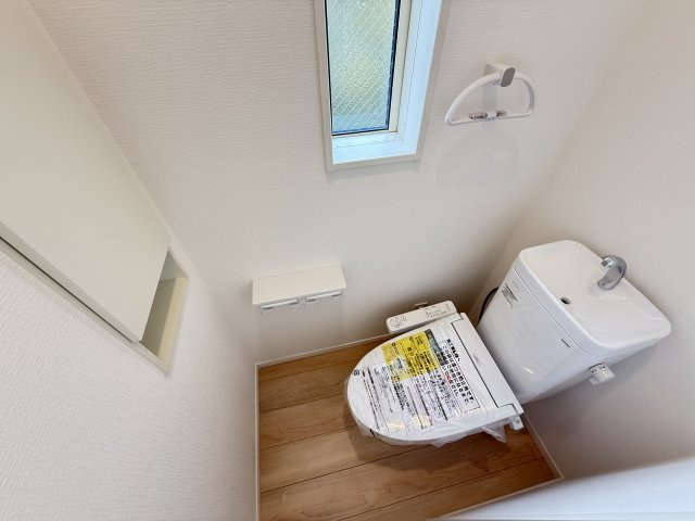 Cradle garden堺市東区高松第1　1号棟のトイレ