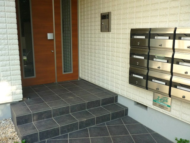 ミル・ネージュのエントランス