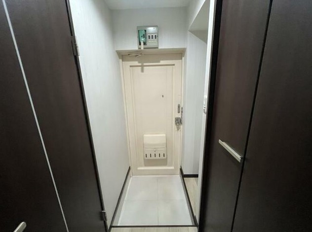 富士マンションの玄関