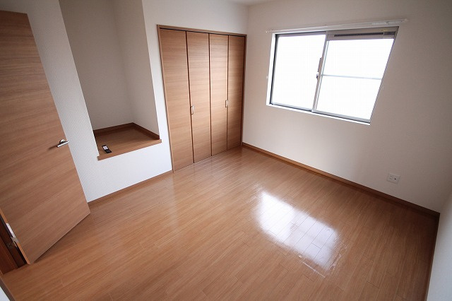 シエルおおつ野 Aの寝室