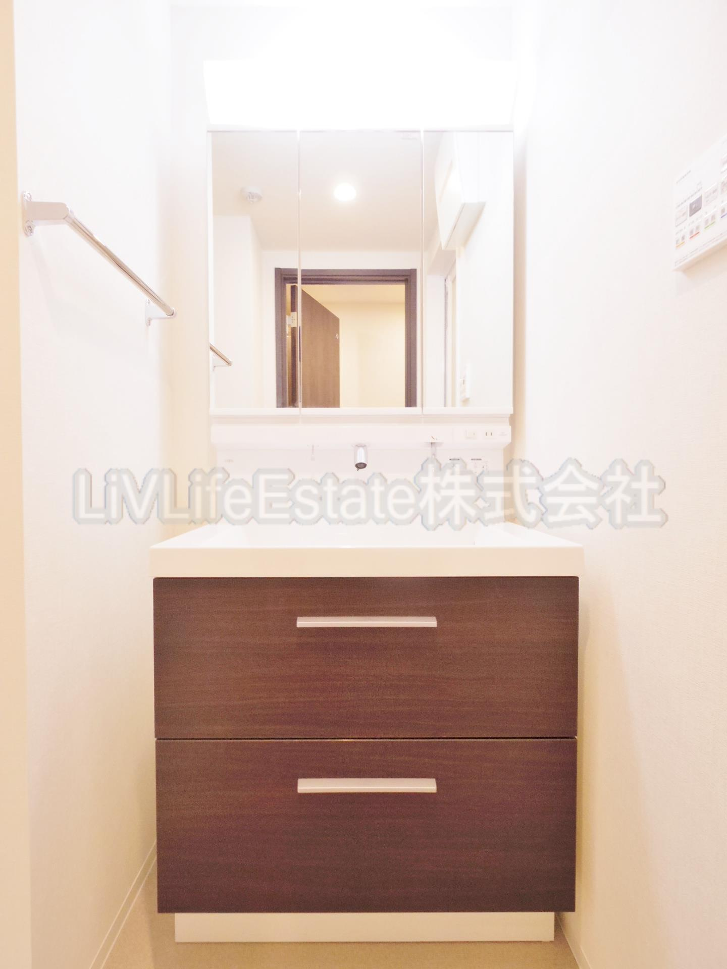 ルミネ中央の洗面所