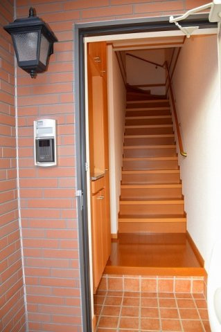 サンルミエ　　刈谷市近郊の賃貸はクラスホームの玄関|きれいな玄関です