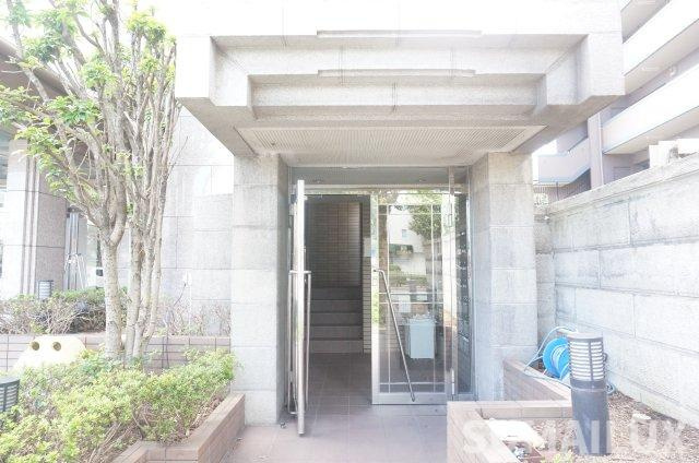 ＮＫビルのエントランス