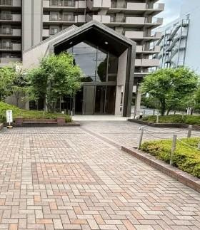 モンセーヌ守口のエントランス|■物件内覧・資金計画相談・住宅ローン相談、リフォーム相談、お問合せ受付中■
※当日・翌日のご内覧、ご相談はお電話でのお問合せがスムーズです！