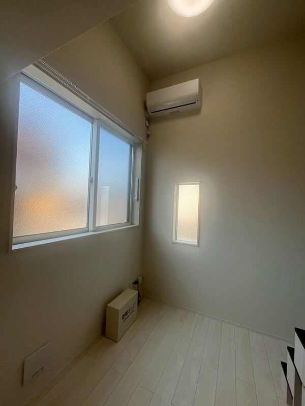 【ロフト付きのコンパクトルーム！】クレール 瑞江のトイレ