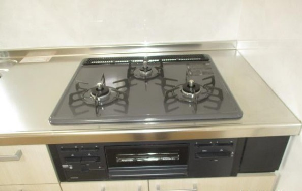 ドミール下石田のキッチン