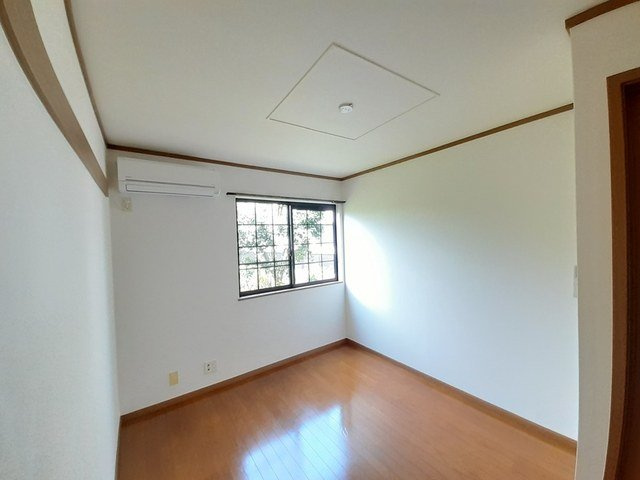 パイングローヴヒルズＢの内装|過ごしやすい室内です