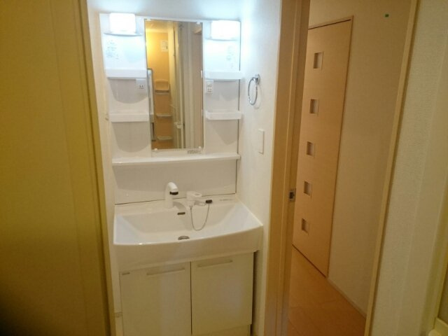 ラ　ルーチェの洗面所