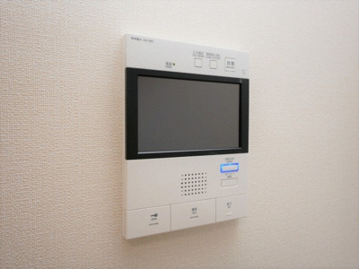 【セキュリティ】 | プレサンス心斎橋ソレイユ | モニター付きインターフォンです