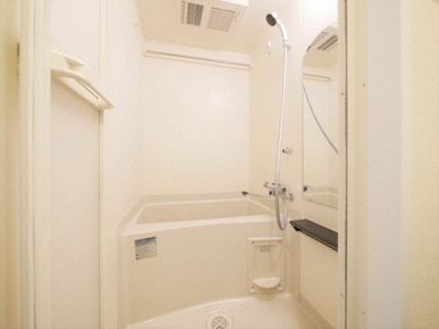 【浴室】 | プレサンス心斎橋ソレイユ | お風呂です