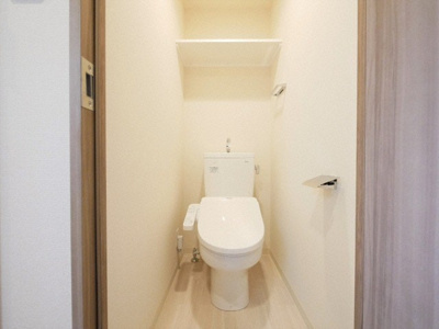 【トイレ】 | プレサンス心斎橋ソレイユ | ゆったりとした空間のトイレです