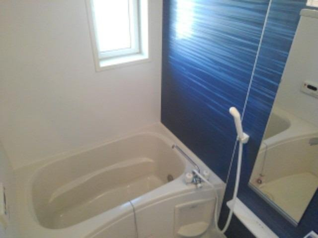 ミルト立花Ⅰの浴室|きれいなお風呂です