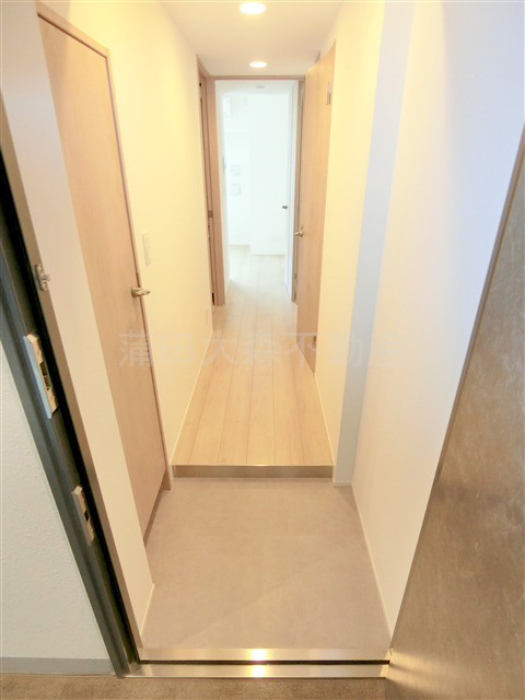 グランカーサ蒲田ウエストの玄関