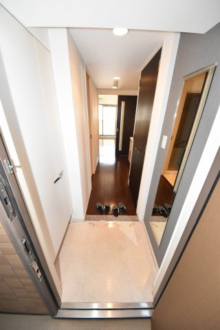 エイペックス南堀江の玄関