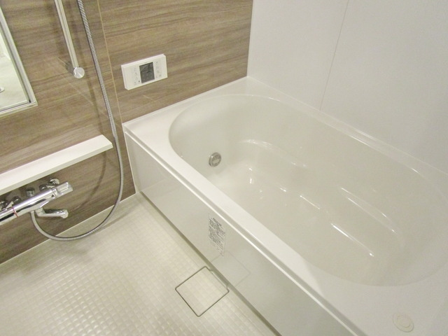 ザ・パークハビオ柿の木坂の浴室|※別部屋参照
