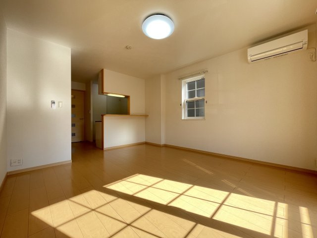 ＮＭＯＮ　Ｅの居間・リビング