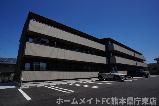 熊本市中央区出水５丁目のアパートの外観