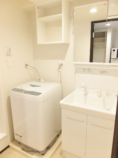 【収納が豊富な1K！】ミランダ桜荘の洗面所
