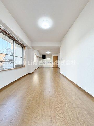 クレール久米川の居間・リビング