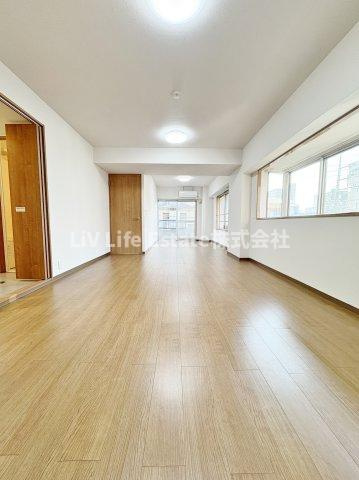 クレール久米川の居間・リビング