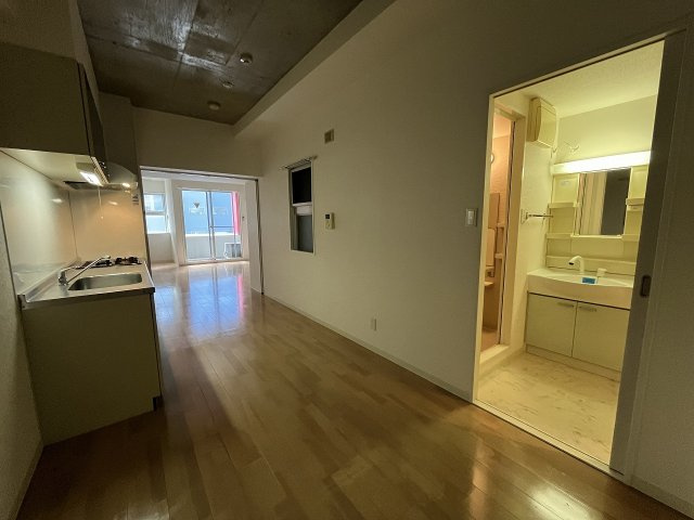 大阪市西区南堀江１丁目の店舗事務所の内装