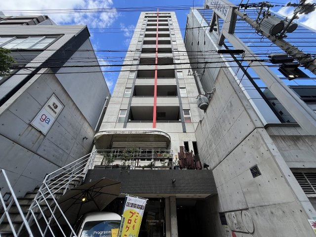 大阪市西区南堀江１丁目の店舗事務所の外観