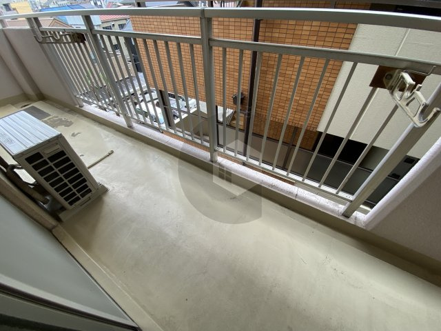 メゾンイサムのバルコニー