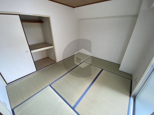 メゾンイサムの和室