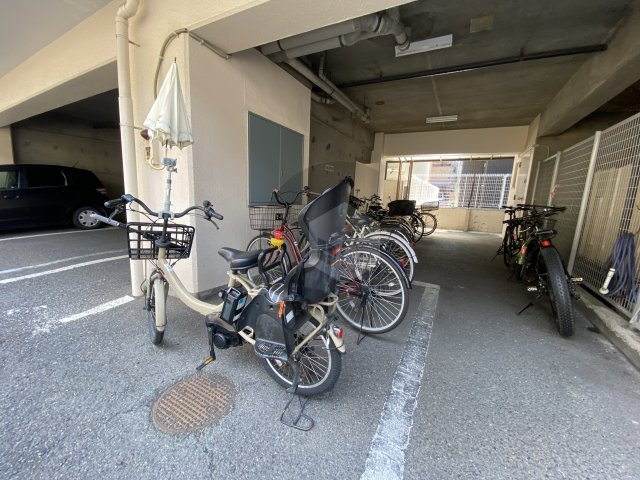 メゾンイサムのその他