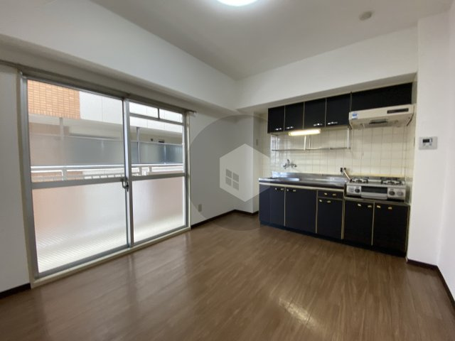 メゾンイサムの居間・リビング