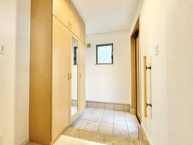 交野市星田北4丁目　中古一戸建ての玄関|毎日通る玄関はこちらです