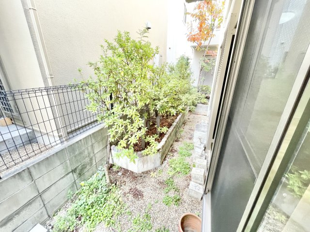 交野市星田北4丁目　中古一戸建ての庭|お庭でゆったりと過ごせます