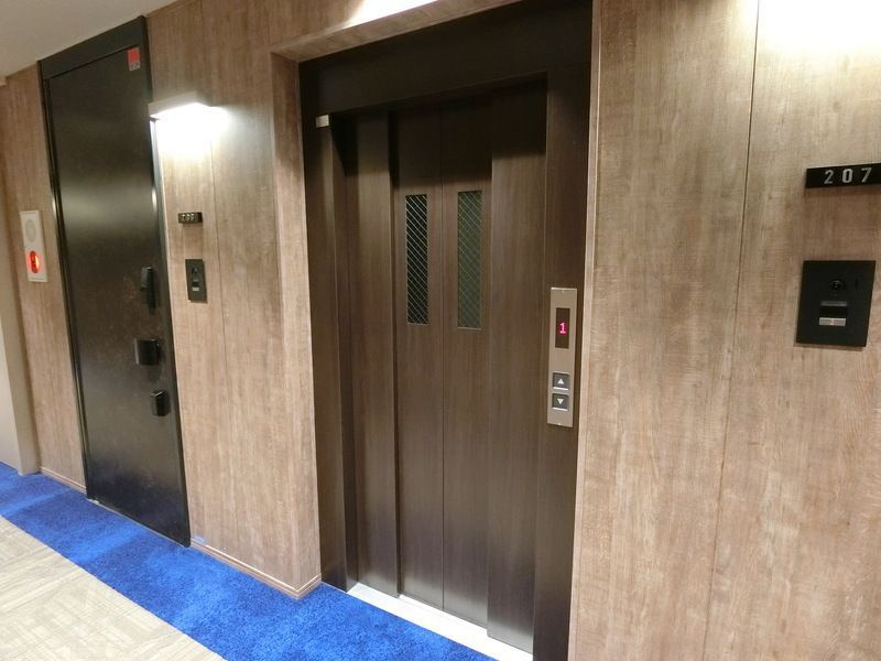 風香東新宿の玄関