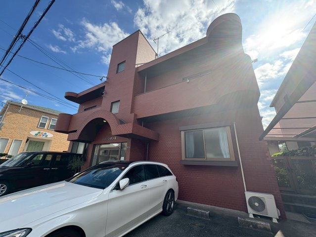 青葉レジデンスのエントランス