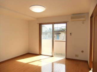 【居間・リビング】 | マモル・ハイツⅢ | 参考写真