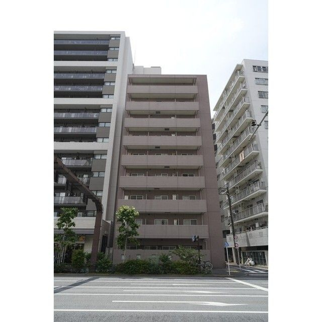 クリーンホームツルオカの外観